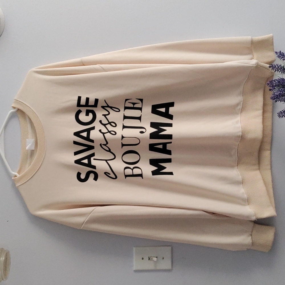 Very soft sweatshirt NEW WITHOUT TAGS